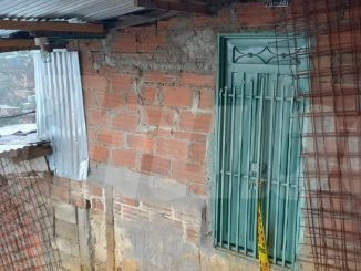 En esta casa del barrio La Honda residía el adulto mayor.