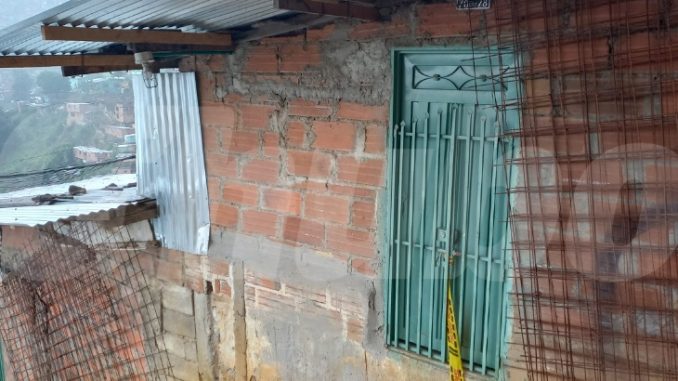 En esta casa del barrio La Honda residía el adulto mayor.
