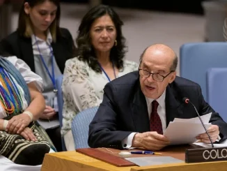 El canciller Álvaro Leyva se metió en aprietos por unas declaraciones sobre la minga indígena. /FOTO: COLPRENSA.