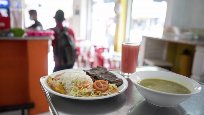 Almuerzo, corrientazo, caserito