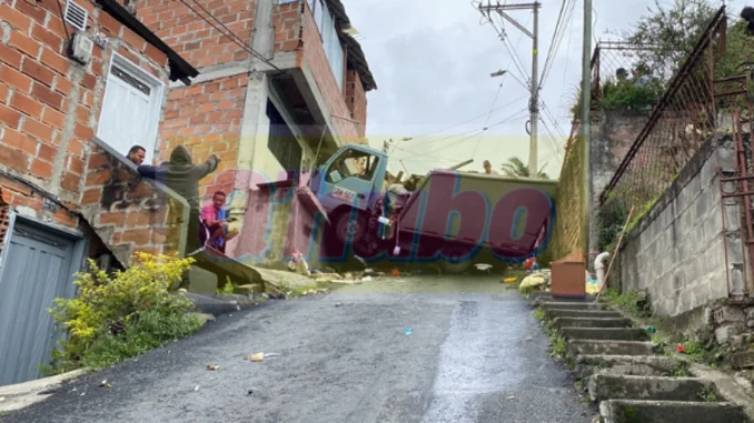 Camión chocó contra una casa en Juan XXIII