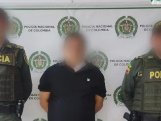 El hombre habría asesinado a su compañera sentimental, y dormido con el cuerpo hasta que fue encontrado en el municipio de Caldas.