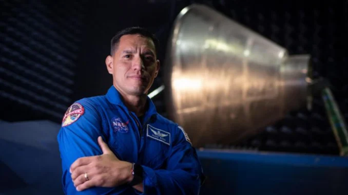 El astronauta Frank Rubio está atrapado en el espacio por cuenta de un desperfecto en la nave que lo traería de regreso.