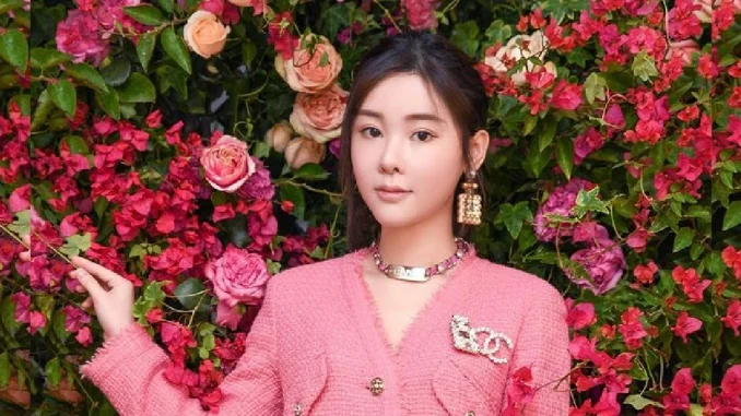 La modelo china, Abby Choi, estaba despegando en su carrera, pero fue cruelmente asesinada.