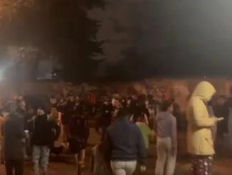 El temblor se presentó a eso de las 4:20 de la mañana, y generó pánico entre las personas.