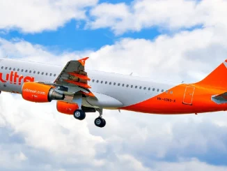 La aerolínea de bajo costo Ultra Air suspendió la venta de tiquetes por los problemas ocurridos ayer, cuando se cancelaron varios vuelos