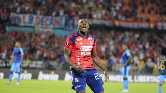 Diber Cambindo, jugador del Poderoso