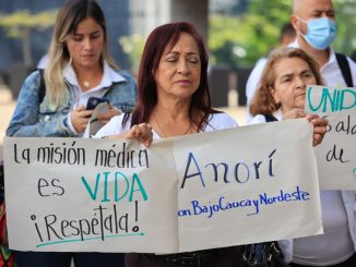 La Plaza de la Libertad fue el escenario de concentración de los paisa que hicieron parte del plantón en contra de la violencia en el Bajo Cauca.
