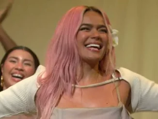 La cantante se presentó en el programa de comedia Saturday Night Live
