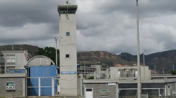 Mujer apuñalada en cárcel de Giron en visita conyugal