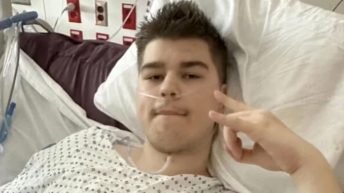 El youtuber Tanner Cook fue llevado al hospital por un disparo que le afectó el estómago y el hígado