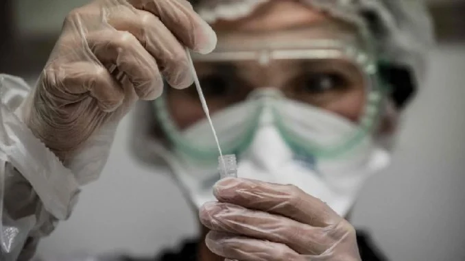 Una nueva variante de covid llegó esta semana a Ecuador