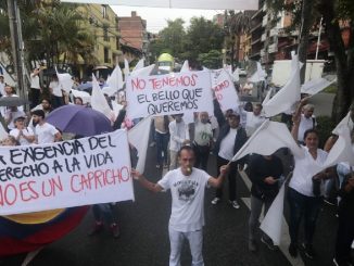 Habitantes del barrio Cabañas en Bello se manifestaron en contra de la inseguridad.