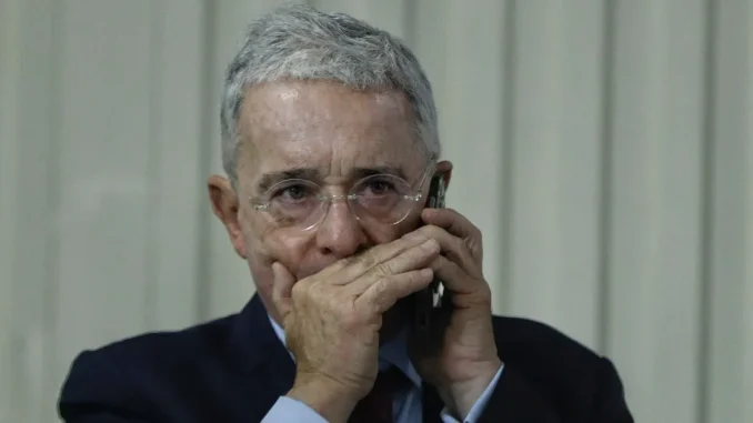 El-expresidente-Alvaro-Uribe-Velez