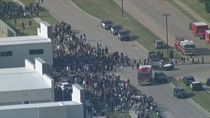 Masacre en centro comercial de Allen, Texas dejó 8 muertos