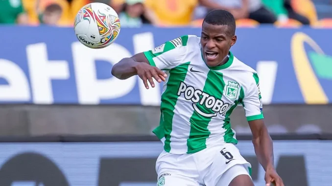 Jugador-del-Verde-Andrés-Felipe-Román-