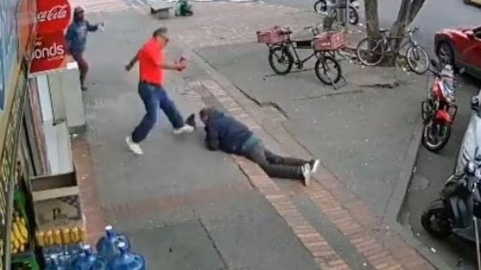 Adulto mayor en Bogotá es atacado