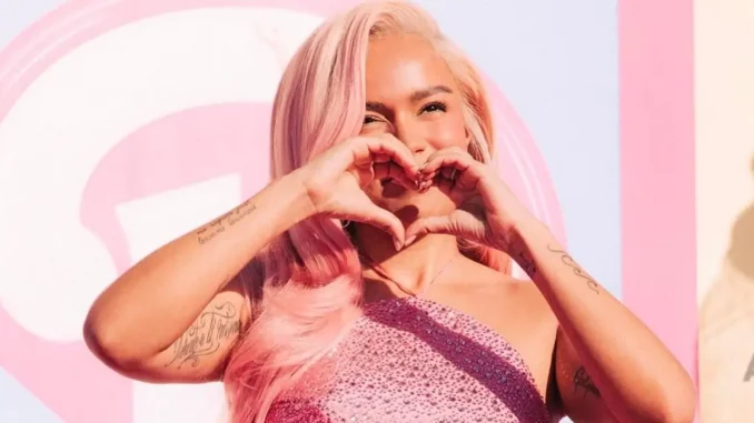 Karol-G-aun-tiene-tatuaje-sobre-Anuel