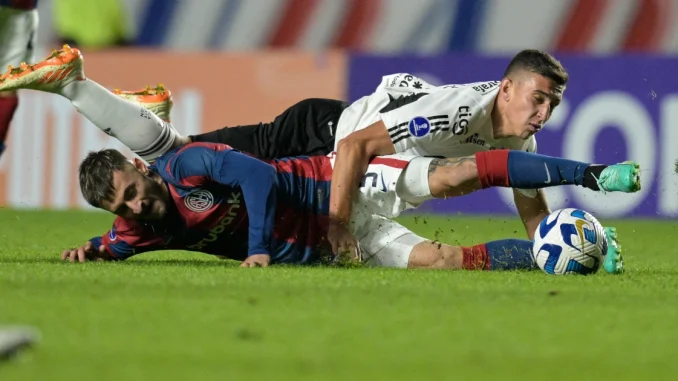 San Lorenzo vs Medellín Miguel Monsalve
