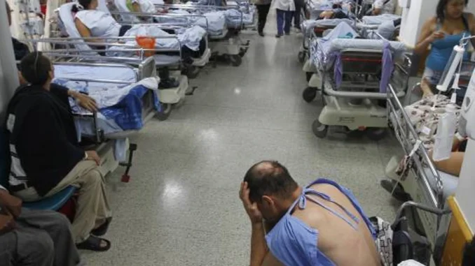 Las Eps advirtieron que están trabajando con lo último que tienen por la desfinanciación del sector salud.