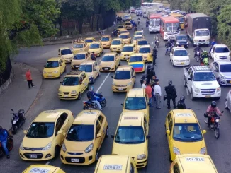 Así transcurre el paro de taxistas en Medellín y el área metropolitana.