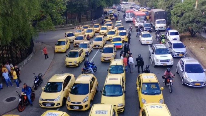 Así transcurre el paro de taxistas en Medellín y el área metropolitana.