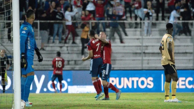 El Poderoso empató (1-1) con Águilas