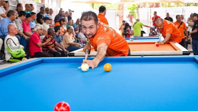 Torneo de billar en Envigado