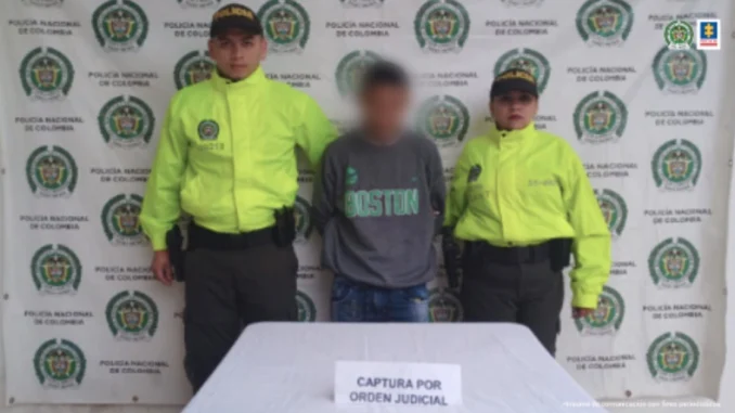 El hombre capturado es acusado de asesinar a profesor en Yolombo.