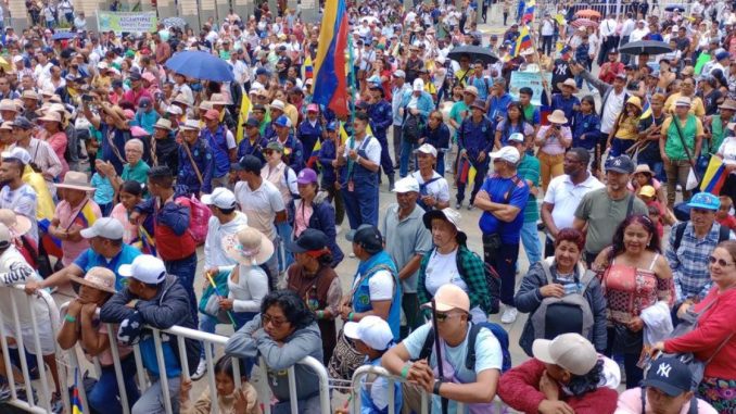 Marcha en apoyo a Petro en Medellín