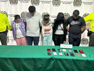 Estas personas fueron capturadas acusadas de pertenecer a un grupo delincuencial dedicada al robo de joyas y celulares en el metro y El Poblado.