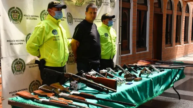 Armas-incautadas-en-El-Poblado