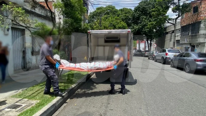 Mujer fue asesinada delante de su hijo en el barrio Sevilla