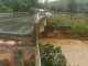 En Urabá: niña fue arrastrada por quebrada y un puente colapsó